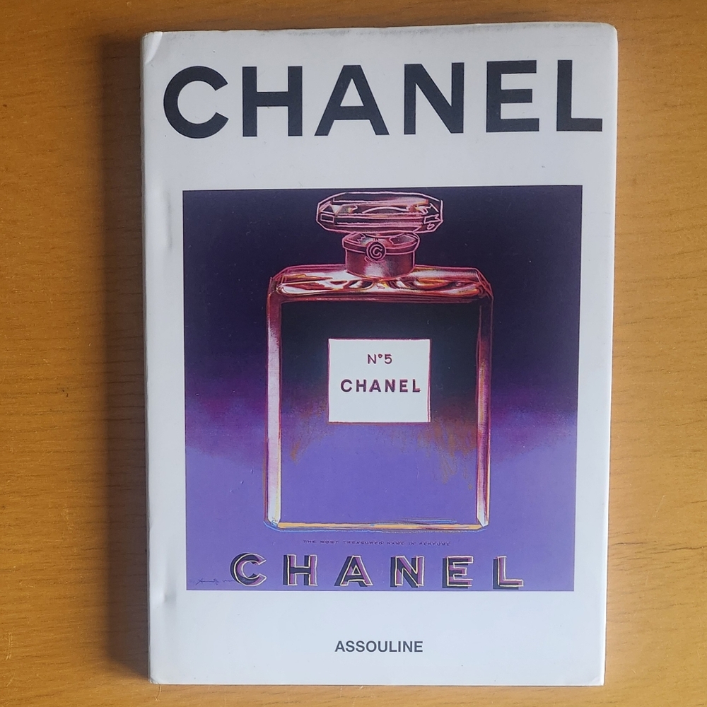 Assouline – CHANEL Perfume (2012)